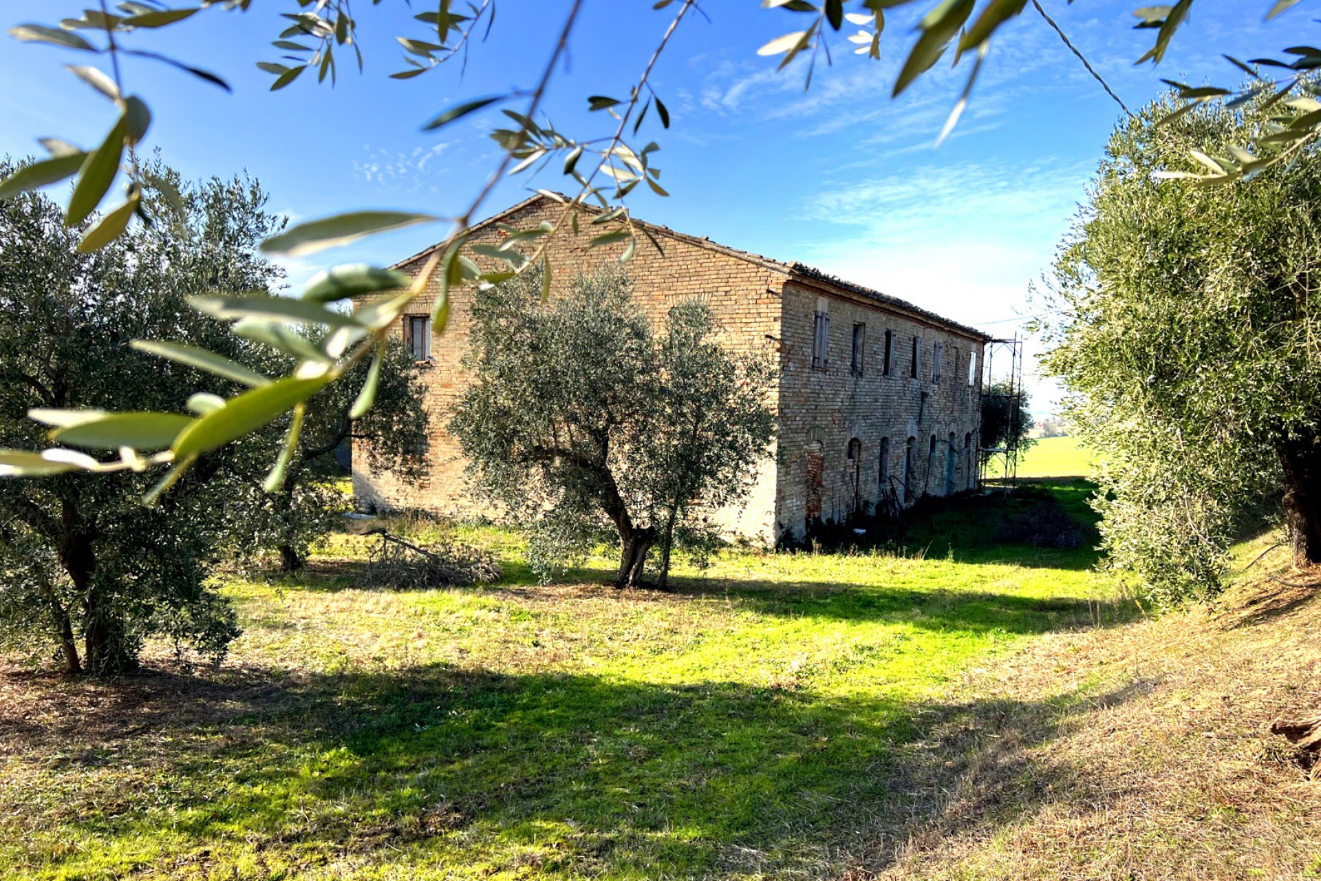 Sale Detached property San Costanzo - LA GALLINA FELICE Locality 