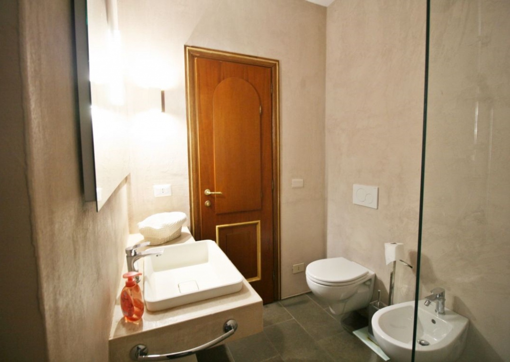 Apartment for sale  75 sqm in excellent condition, Arzachena, locality Porto Cervo