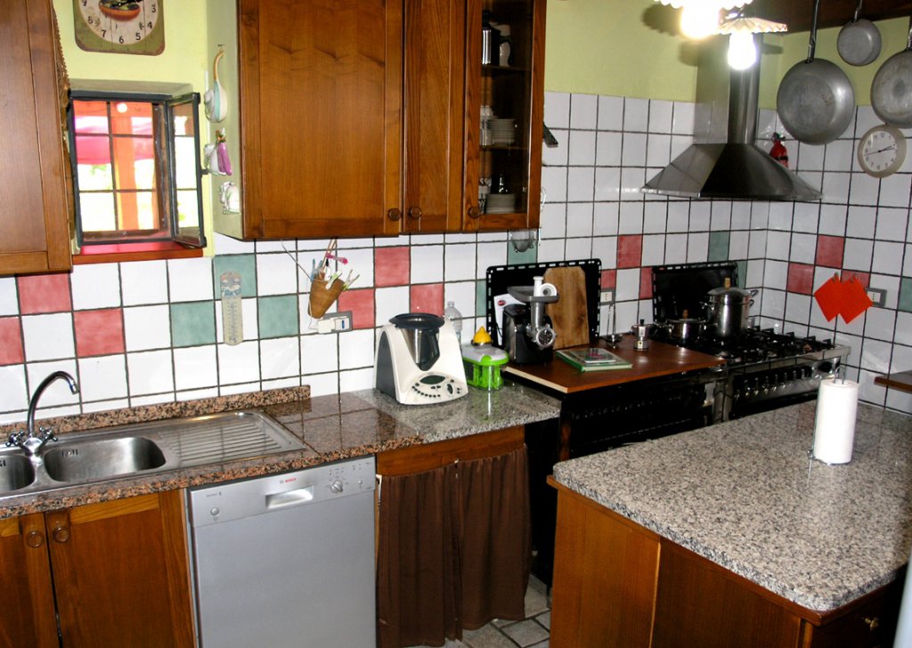 Detached property for sale  365 sqm in excellent condition, Licciana Nardi, locality Lunigiana
