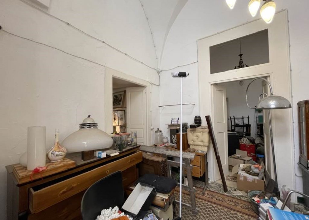 Casa di paese in vendita  400 m², Ostuni, località Centro storico
