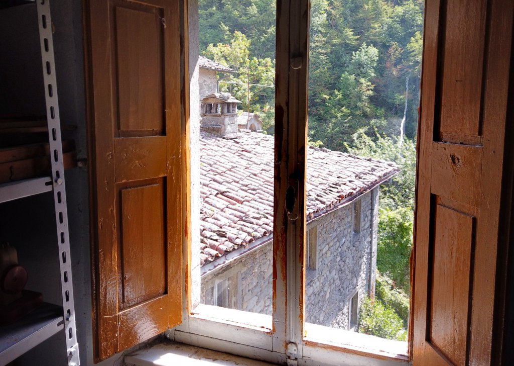 Sale Village house Castiglione di Garfagnana - LA LOCANDA DEL RE Locality 