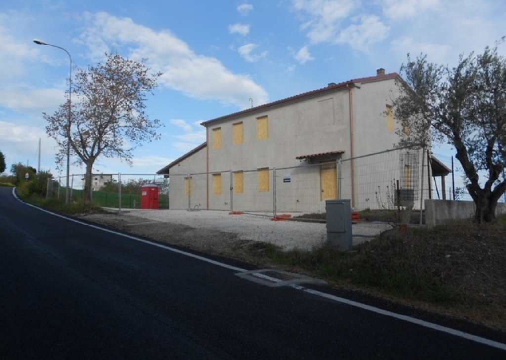 Sale Detached property San Costanzo - IL TRAMONTO Locality 