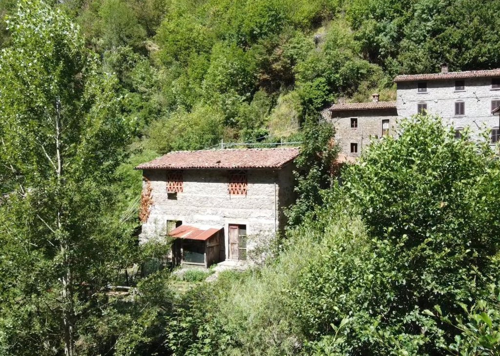 Detached property for sale  90 sqm, Castiglione di Garfagnana, locality Garfagnana