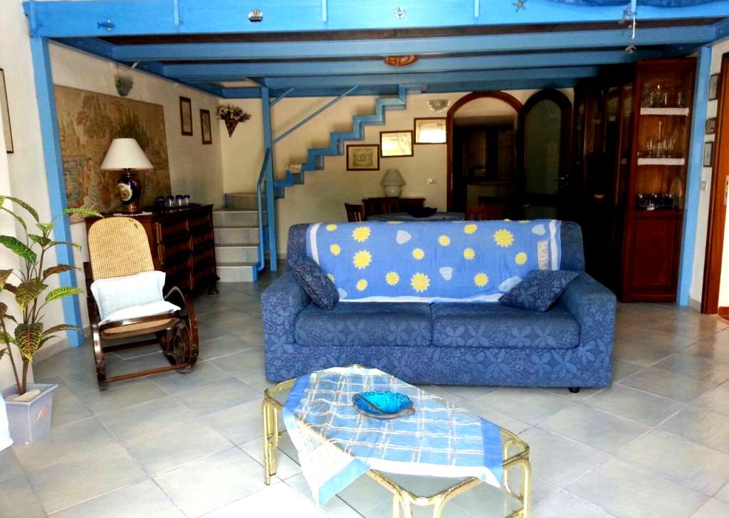 Apartment for sale  100 sqm, Ponza, locality Pontine Islands