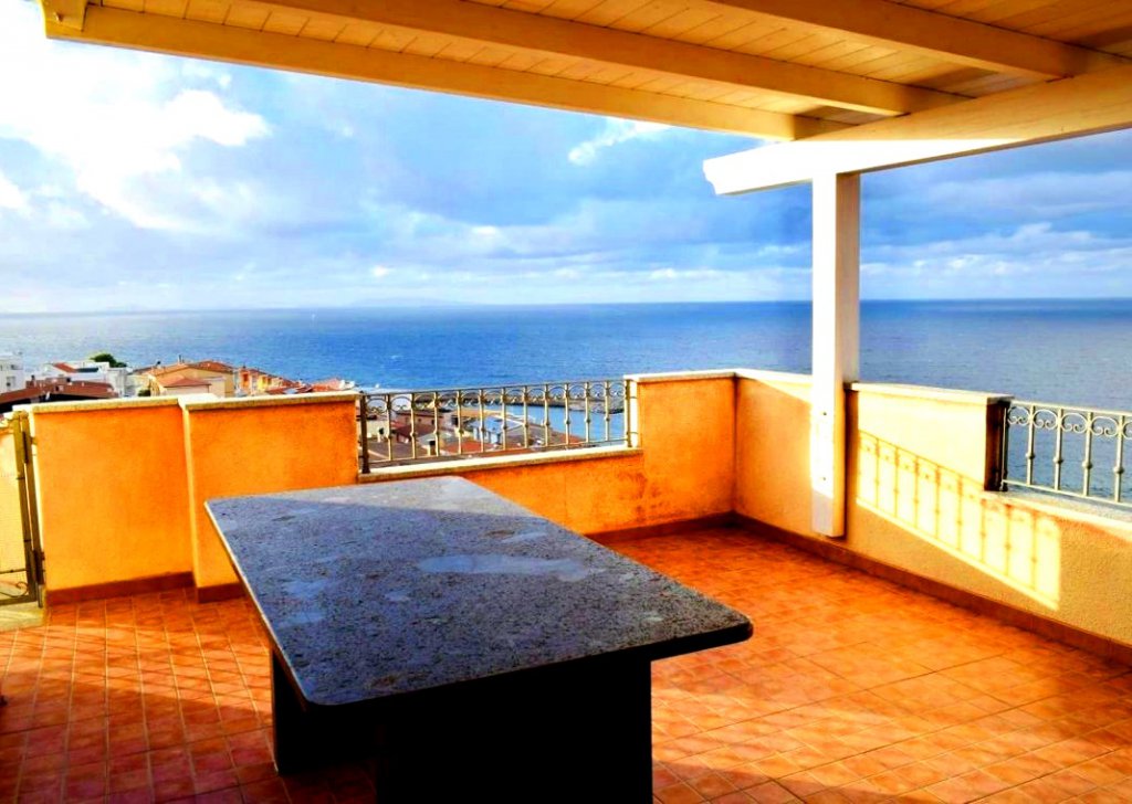 Apartment for sale  85 sqm in good condition, Castelsardo, locality North coast
