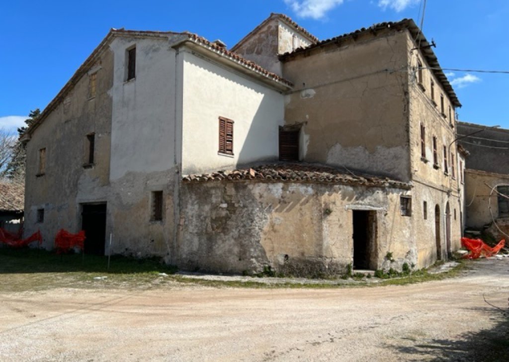 Sale Village house Sassoferrato - LA CASA FELICE Locality 