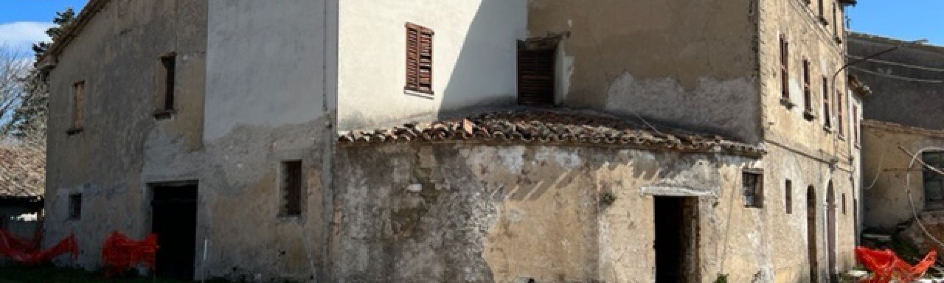 Vendita Casa di paese Sassoferrato - LA CASA FELICE Località Vicino alla costa