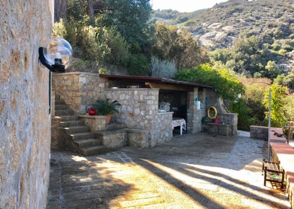 Sale Detached property Isola del Giglio - VILLA DEI MIRTI Locality 