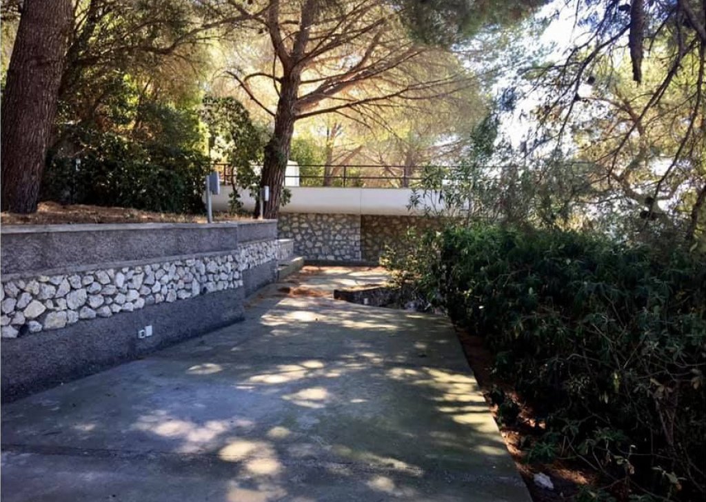 Detached property for sale  120 sqm in excellent condition, Capri, locality Isle of Capri
