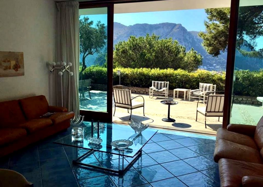 Detached property for sale  120 sqm in excellent condition, Capri, locality Isle of Capri