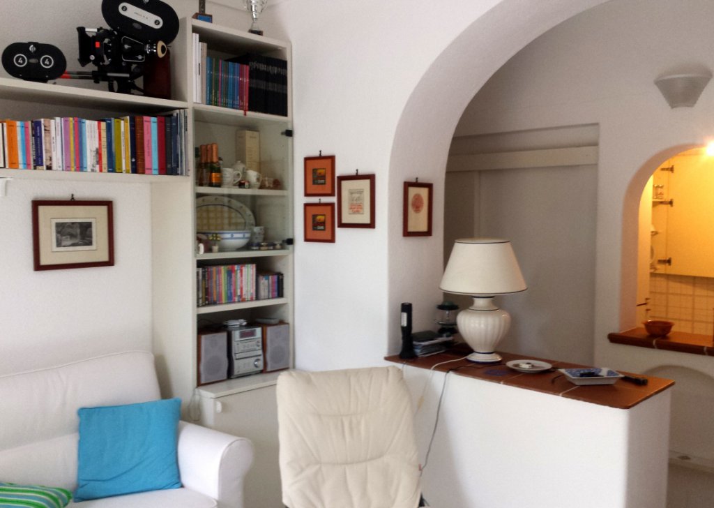 Proprietà indipendente in vendita  80 m², Anacapri, località Isola di Capri