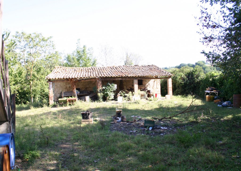 Group of buildings for sale  400 sqm, Sant'Ippolito, locality Near the coast