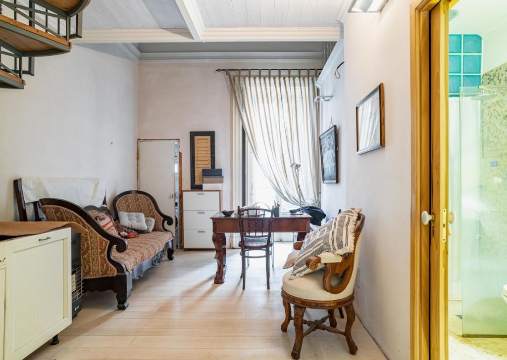 Apartment for sale  187 sqm in good condition, Ostuni, locality Historic centre