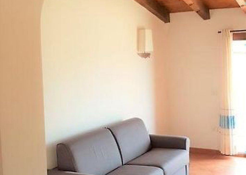 Apartment for sale  75 sqm in good condition, Stintino, locality North coast