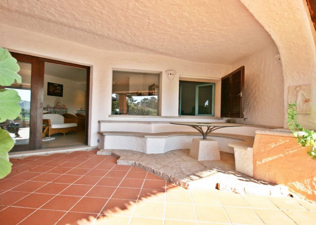 Semi-detached property for sale  150 sqm in excellent condition, Arzachena, locality Porto Cervo