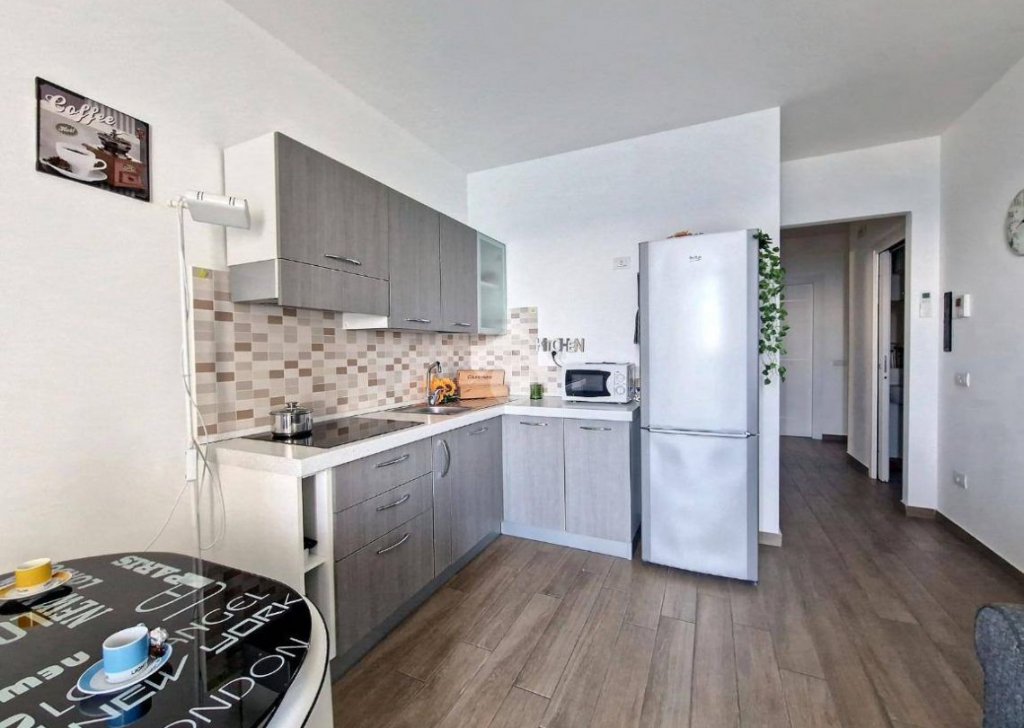 Appartamento in vendita  70 m² in buone condizioni, Castelsardo, località Costa nord