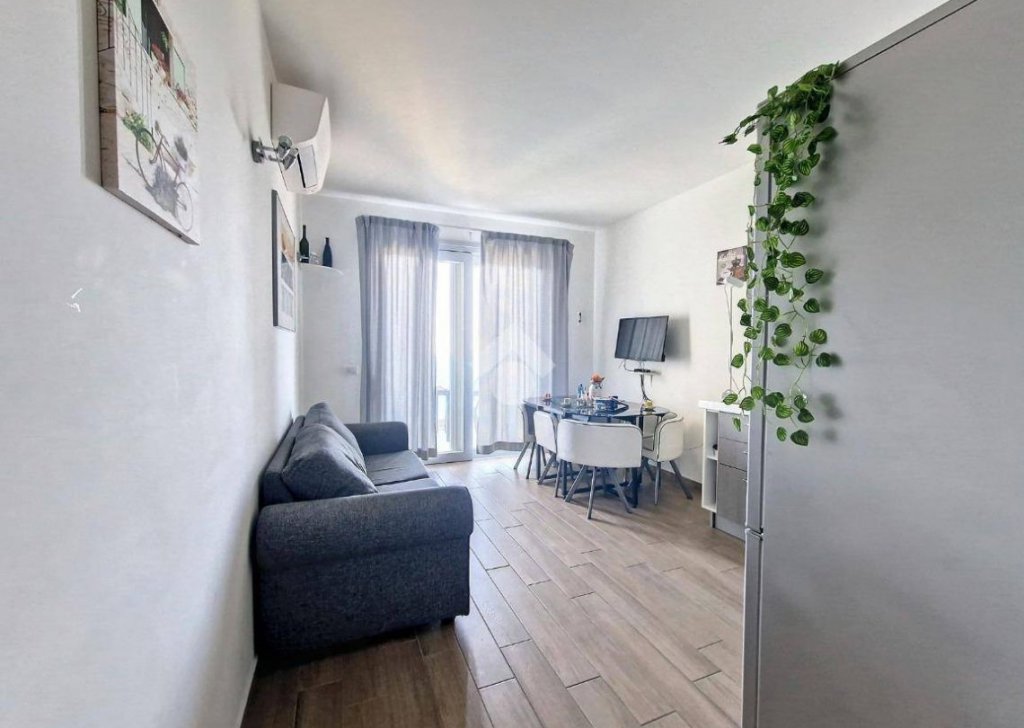 Appartamento in vendita  70 m² in buone condizioni, Castelsardo, località Costa nord