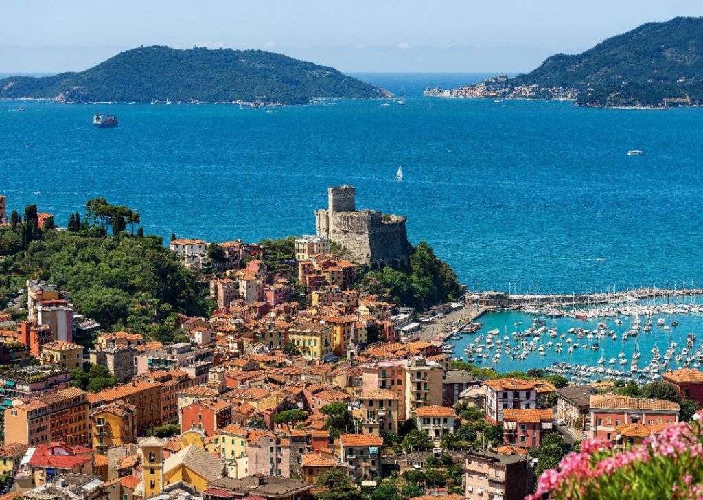 Apartment for sale  25 sqm in good condition, Lerici, locality Poet's Gulf