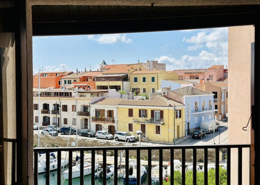 Apartment for sale  150 sqm in excellent condition, Stintino, locality North coast