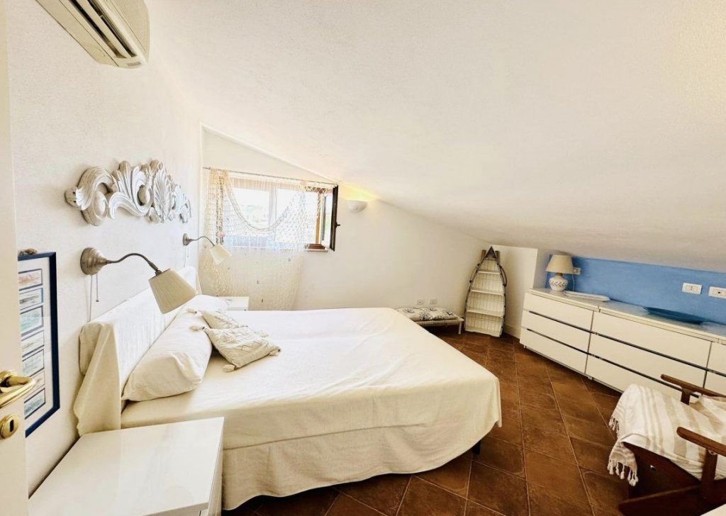 Appartamento in vendita  150 m² in ottime condizioni, Stintino, località Costa nord