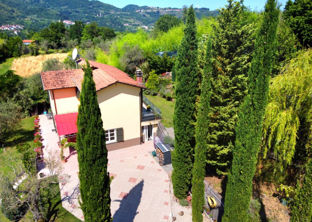 Proprietà indipendente in vendita  130 m² in ottime condizioni, Fivizzano, località Lunigiana
