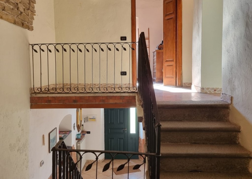 Detached property for sale  150 sqm in good condition, Fivizzano, locality Lunigiana
