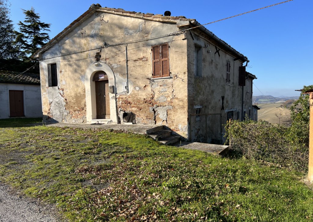 Sale Detached property Arcevia - IL GATTO INNAMORATO Locality 