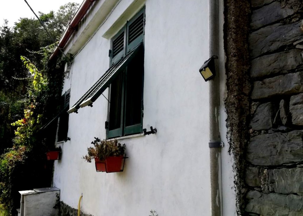 Detached property for sale  60 sqm, Portovenere, locality Poet's Gulf