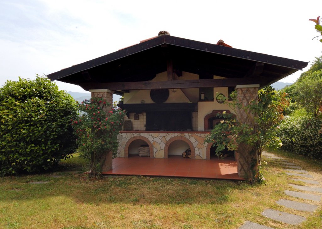 Proprietà indipendente in vendita  250 m² in ottime condizioni, Castelnuovo di Garfagnana