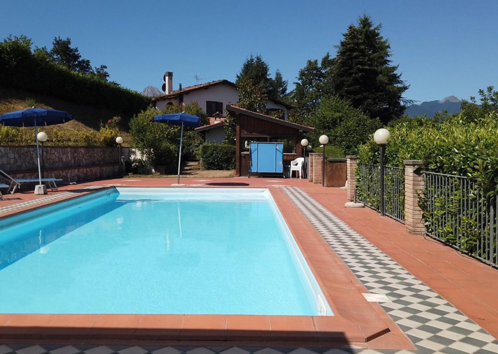 Proprietà indipendente in vendita  250 m² in ottime condizioni, Castelnuovo di Garfagnana
