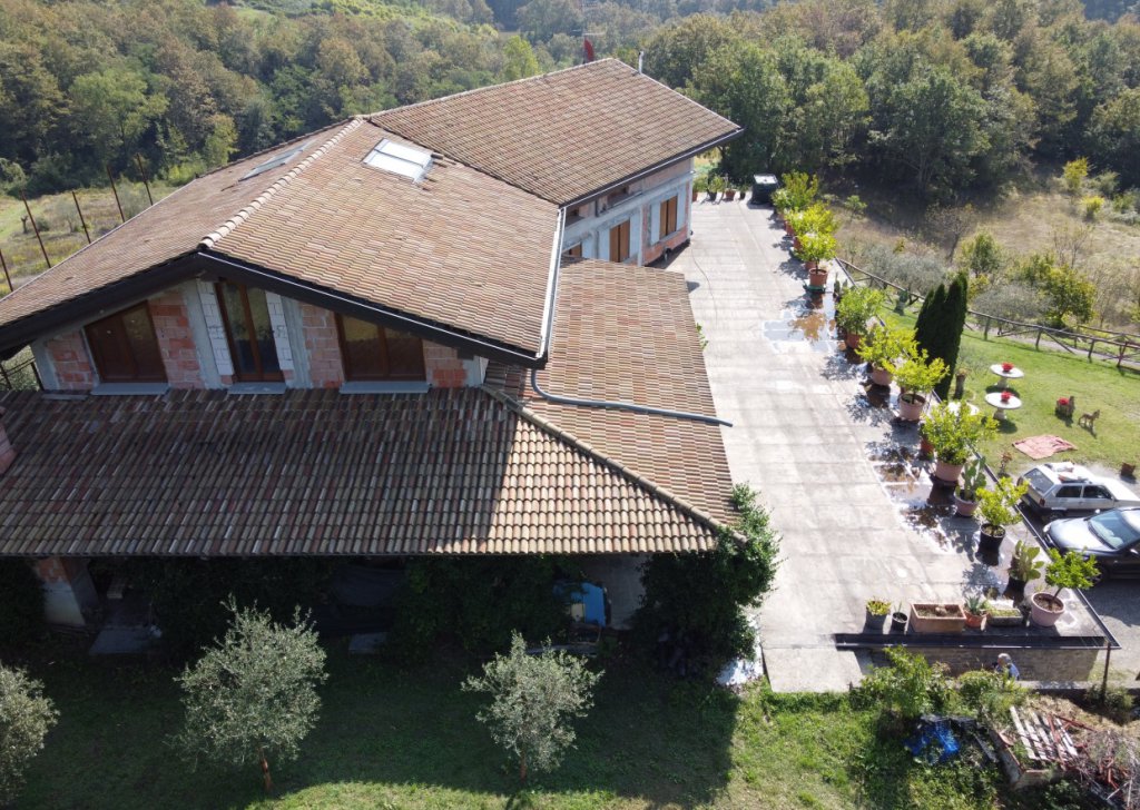 Sale Detached property Fivizzano - TERRE DI AGNOLO Locality 