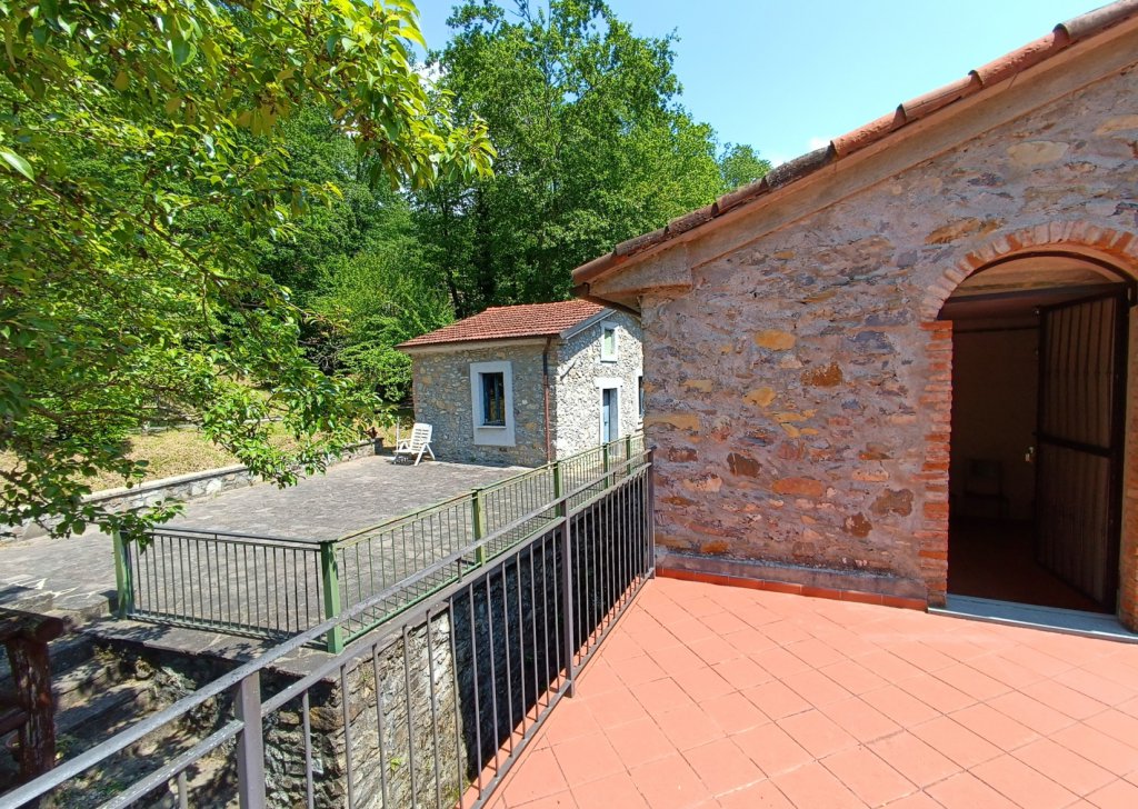 Sale Detached property Villafranca in Lunigiana - LA CONCA VERDE Locality 