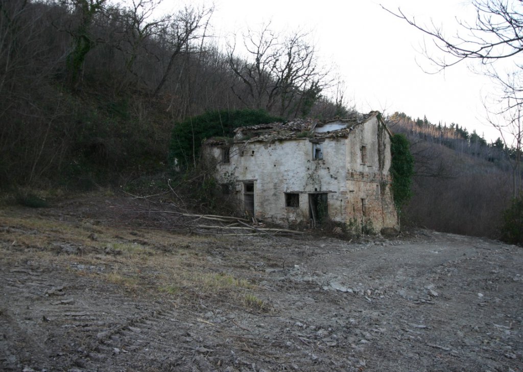 Detached property for sale  200 sqm, Colbordolo, locality Near the coast