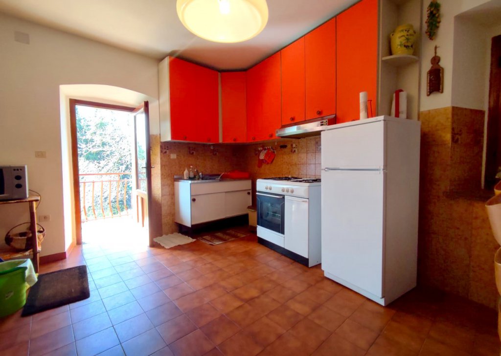 Proprietà semi-indipendente in vendita  150 m² in buone condizioni, San Romano in Garfagnana